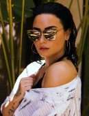 Demi Lovato – DIFF Eyewear Promotion 2018