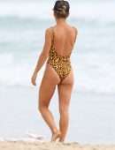 Elsa Pataky in Swimsuit With her Husband at Beach in Byron Bay, Australia