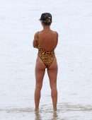 Elsa Pataky in Swimsuit With her Husband at Beach in Byron Bay, Australia