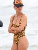 Elsa Pataky in Swimsuit With her Husband at Beach in Byron Bay, Australia
