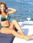 Farrah Abraham Booty, Getting Friendly with her Trainer on a Yacht in Miami