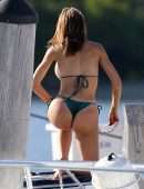 Farrah Abraham Booty, Getting Friendly with her Trainer on a Yacht in Miami