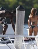 Farrah Abraham Booty, Getting Friendly with her Trainer on a Yacht in Miami