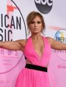 Jennifer Lopez - 2018 American Music Awards in Los Angeles