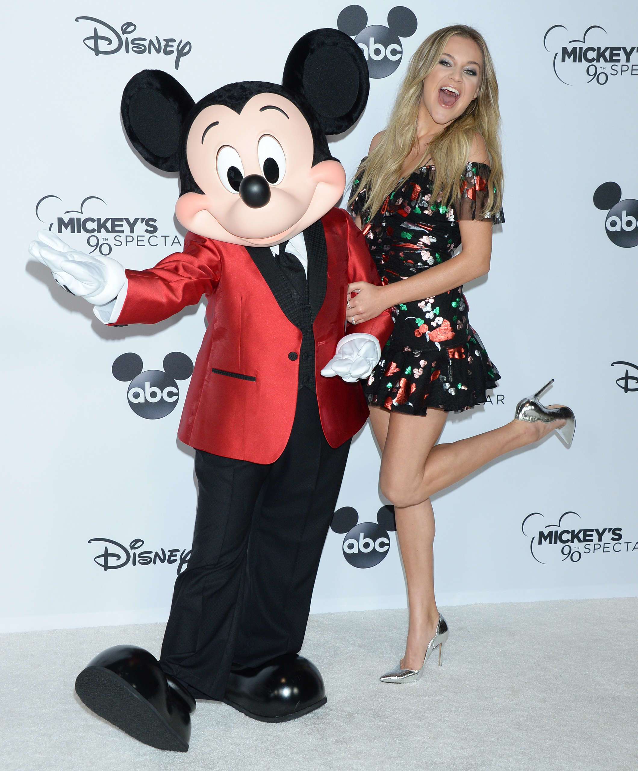 Kelsea Ballerini - Mickey's 90th Spectacular in Los Angeles