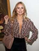 Kimberley Garner at Portr8’s Three Mobiles VIP Gallery Launch in London