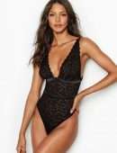 Lais Ribeiro – Victoria’s Secret Lingerie Photoshoot