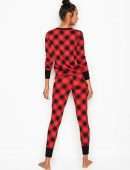 Lais Ribeiro – Victoria’s Secret Lingerie Photoshoot