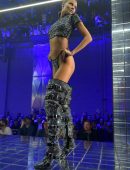Magdalena Frackowiak – Philipp Plein Fashion Show in Milan