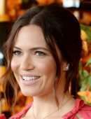 Mandy Moore - Veuve Clicquot Polo Classic in Los Angeles