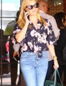 Reese Witherspoon Leaving Tender Greens in Westwood and Jogging in Santa Monica