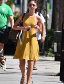 Sarah Hyland Pokies, Out in Los Angeles