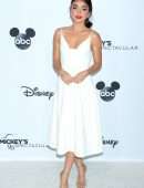 Sarah Hyland - Mickey's 90th Spectacular in Los Angeles