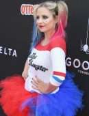 Sarah Michelle Gellar - Jessica & Jerry Seinfeld's GOOD + Halloween Bash, Culver City