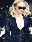 Sophie Turner Cleavage, Out and About in Paris
