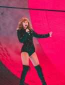 Taylor Swift - Reputation Stadium Tour in Arlington, Texas