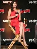 Teri Hatcher at 'Lois and Clark' 25th Anniversary Panel at New York Comic Con 2018