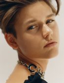 Vivienne-Rohner-in-EXIT-Magazine-2018-Issue-Ben-Parks-5