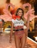 Candice Swanepoel at 2018 Victoria's Secret Fashion Show in NYC