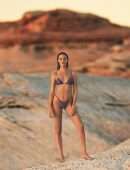 Candice-Swanepoel-in-Tropic-of-C-Resort-Swimwear-4