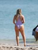 Iskra Lawrence in Swimsuit at Miami Beach Photoshoot for Aerie