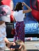 Jenna Dewan-Tatum at a Farmer's Market in Studio City