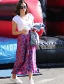 Jenna Dewan-Tatum at a Farmer's Market in Studio City