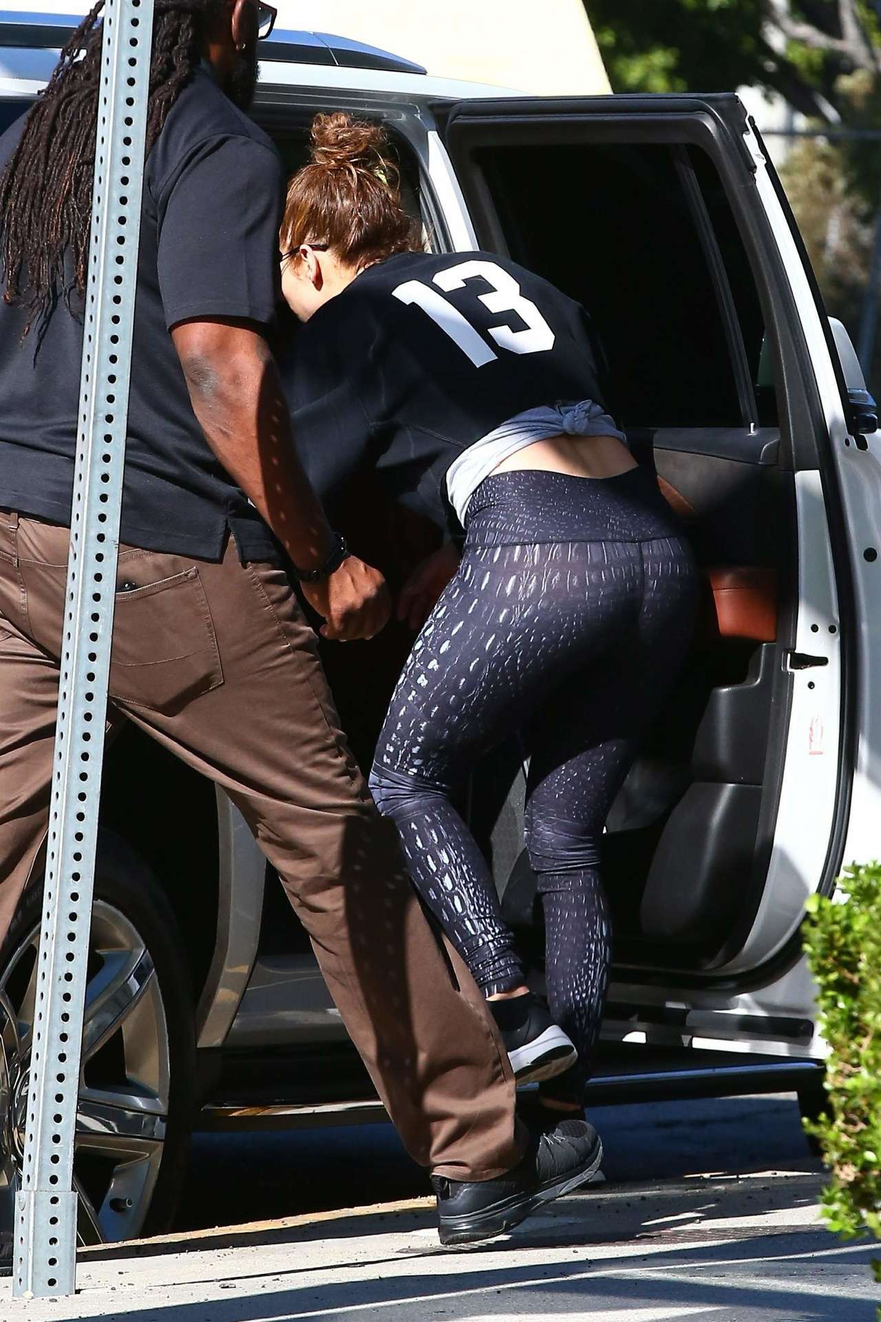 Jennifer Lopez Booty, Out in Los Angeles