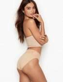 Kelsey-Merritt-in-Victoria’s-Secret-Lingerie-Photoshoot-26