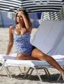 Sofia Jamora Booty Photoshoot Candids in Miami Beach