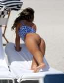 Sofia Jamora Booty Photoshoot Candids in Miami Beach