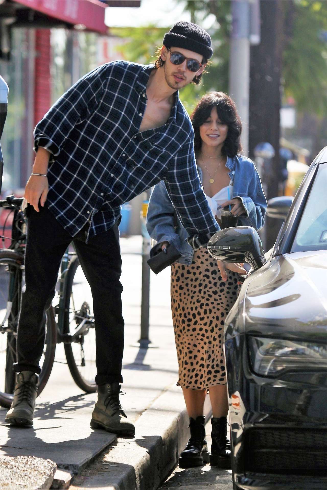 *EXCLUSIVE* Lovebirds Vanessa Hudgens and Austin Butler stop for coffee in Los Angeles