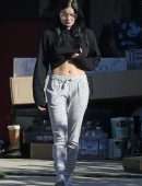 Ariel Winter Belly, Returning Home in Los Angeles