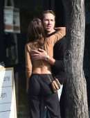 Emily Ratajkowski Out and About in Los Angeles