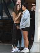 Emily Ratajkowski Out and About in Los Angeles