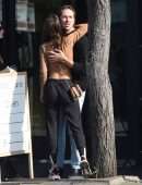 Emily Ratajkowski Out and About in Los Angeles