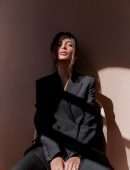 Emily-Ratajkowski-for-Into-The-Gloss-Photoshoot-22