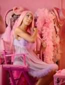 Farrah Abraham – Christmas Photoshoot at the Pink Palace in Los Angeles