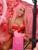 Farrah Abraham – Christmas Photoshoot at the Pink Palace in Los Angeles