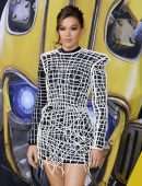 Hailee Steinfeld at the Premiere of Paramount Pictures' "Bumblebee" in Hollywood