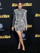 Hailee Steinfeld at the Premiere of Paramount Pictures' "Bumblebee" in Hollywood