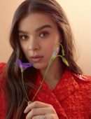 Hailee Steinfeld in The New York Times Style Magazine Singapore - January 2019
