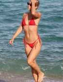 Jasmine Sanders Booty in Bikini on Beach in Miami