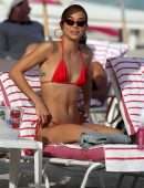 Jasmine Sanders Booty in Bikini on Beach in Miami