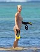 Katy Perry in Swimsuit at the Beach in Hawaii