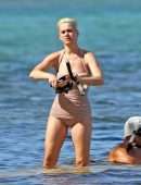 Katy Perry in Swimsuit at the Beach in Hawaii