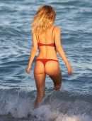 Kimberley Garner Booty in Bikini on the Beach in Miami