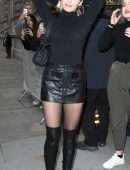 Miley Cyrus – Braless See-Through Candids in London