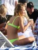Sailor-Brinkey-Cook-in-Bikini-23