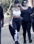 Selena Gomez Out with Friends in Malibu